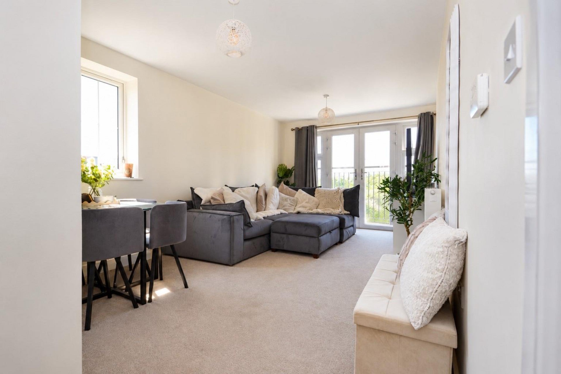 Flat Keen Avenue in East Hertfordshire