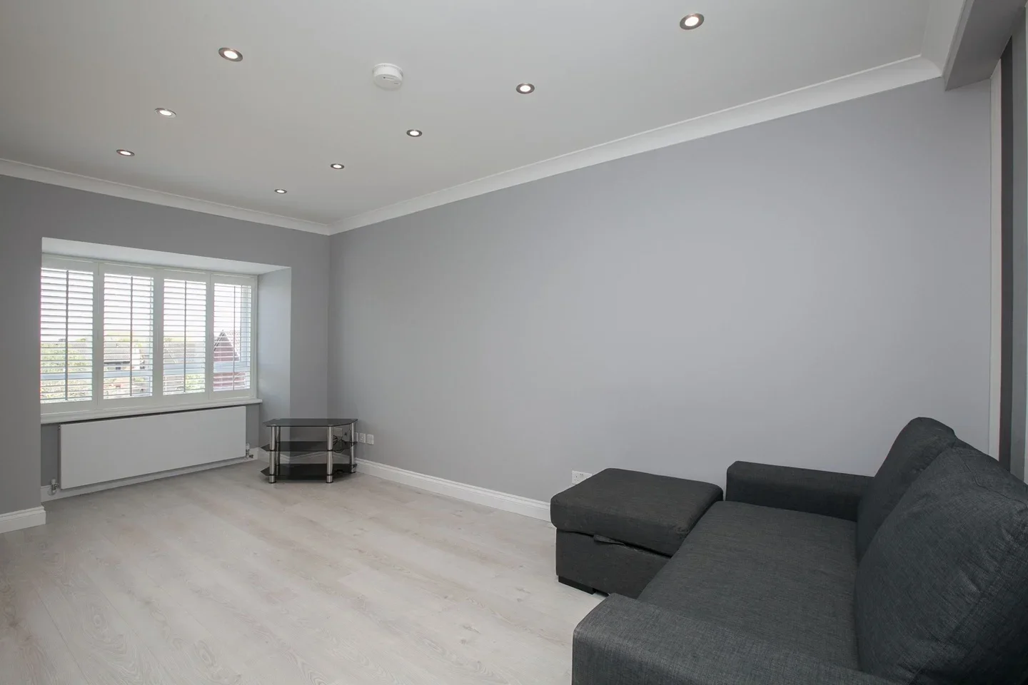 Flat Braemar Gardens in Slough