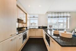 Flat Sloane Street in Greater London