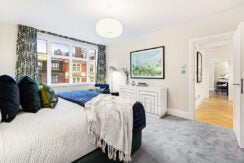 Flat Sloane Street in Greater London