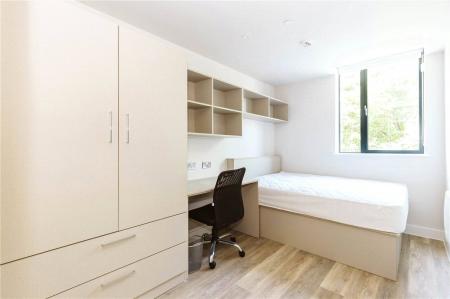 Flat Grove Lane in Weston-super-Mare