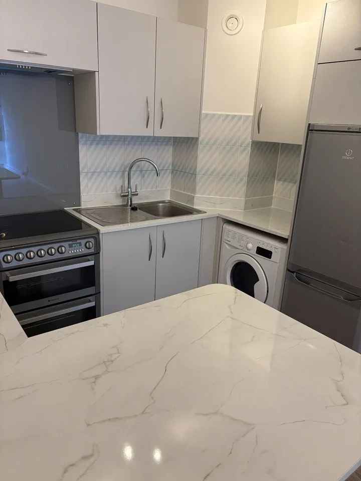 Flat Sullivan Close in Greater London