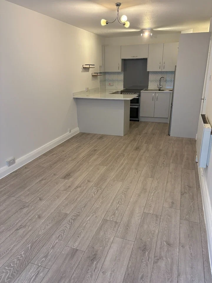 Flat Sullivan Close in Greater London