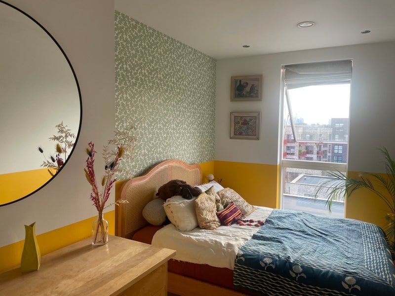 Room Forbes Lane in Greater London