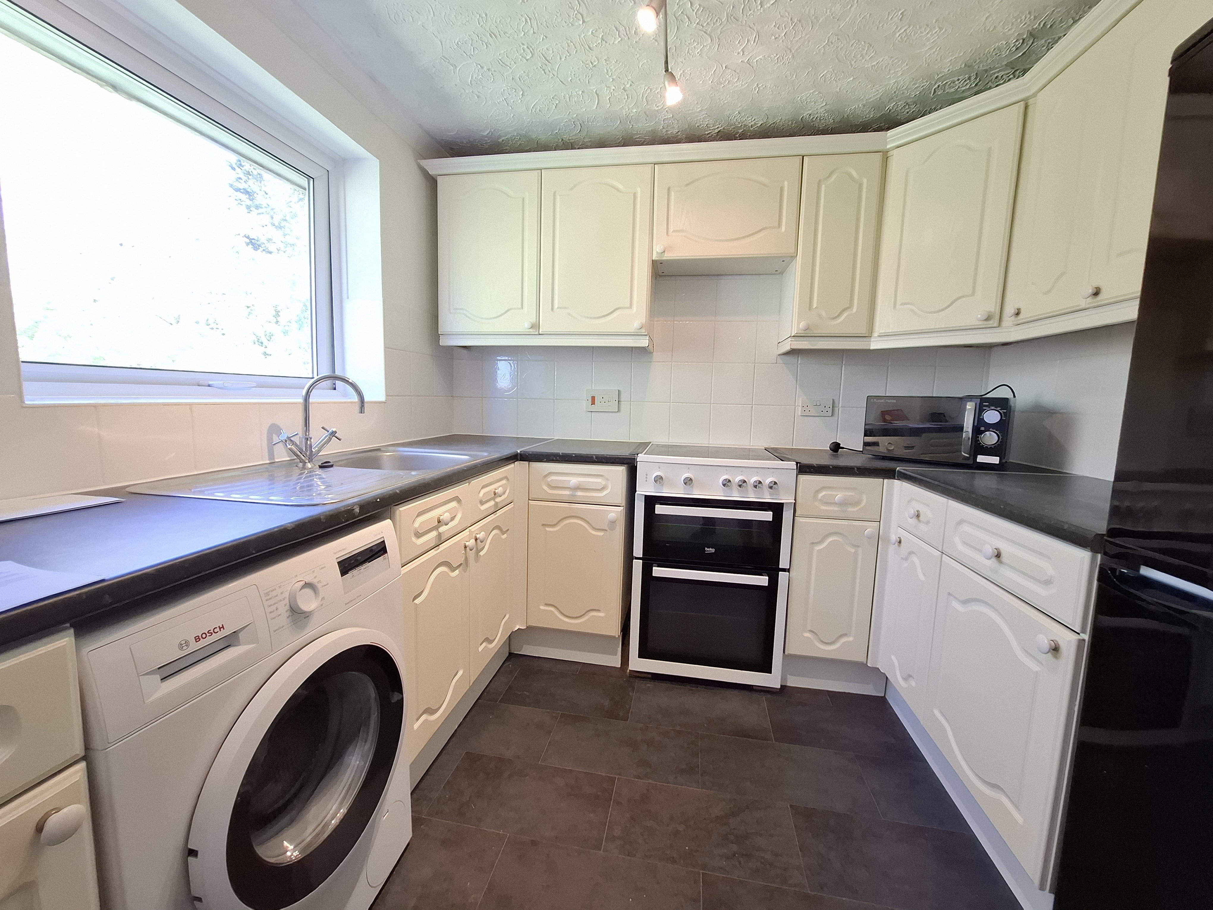 Flat Arkley Road in Dacorum