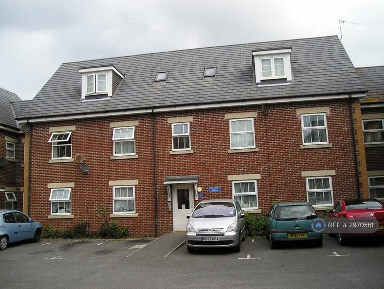 Flat Privet Road in Bournemouth