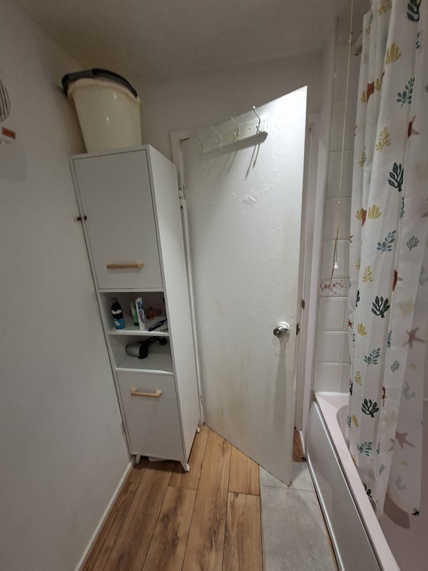 Room Turnstone Close in Greater London