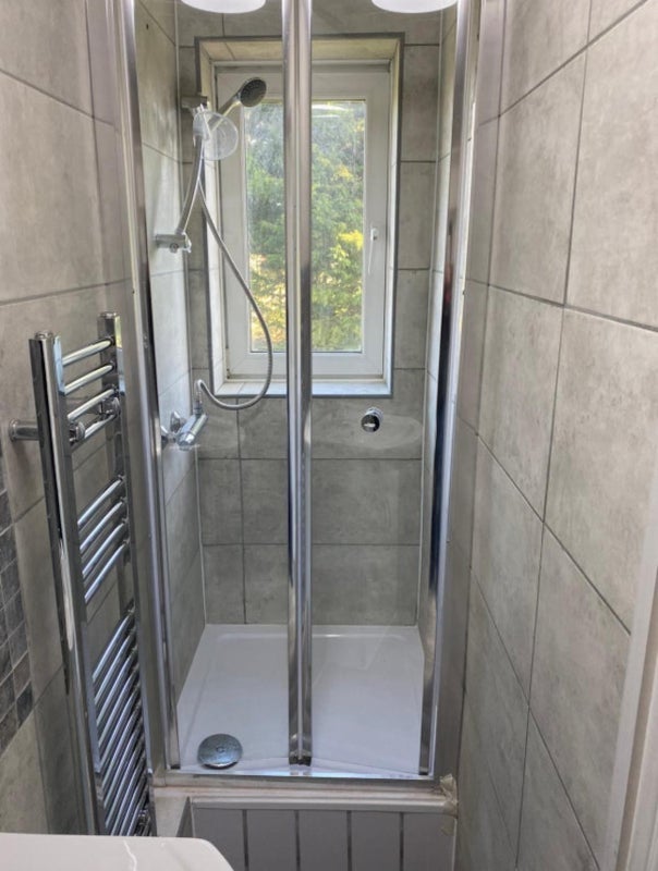 Room Denham Close in Maidenhead