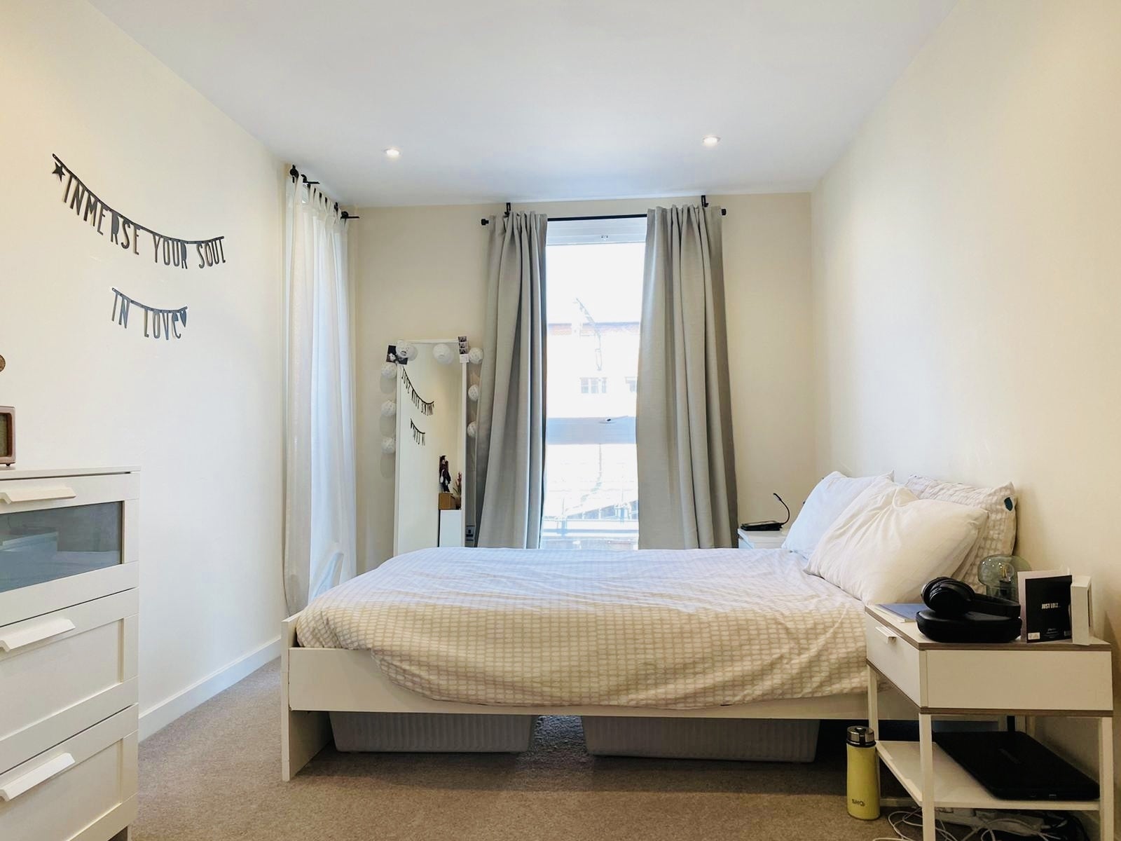 Flat Marconi Plaza in Chelmsford