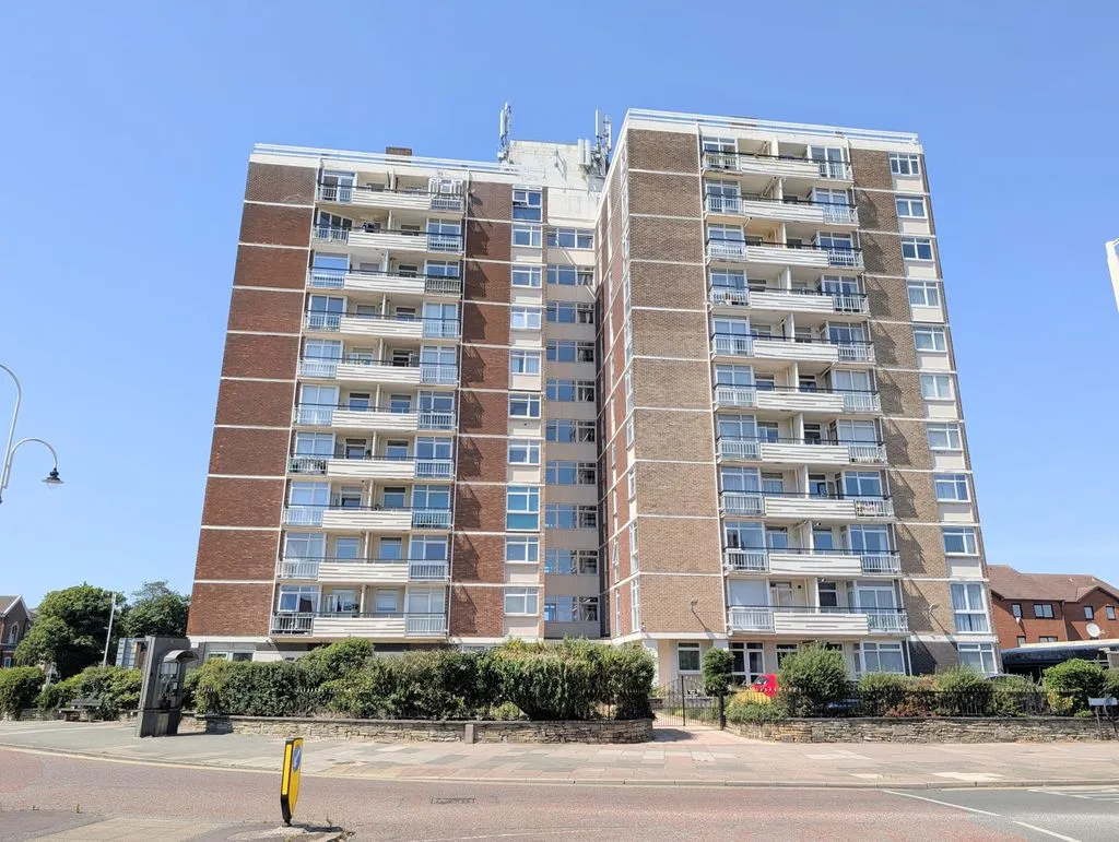Flat Sandown Road in Thornton-Cleveleys
