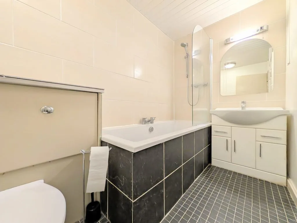 Flat Sandown Road in Thornton-Cleveleys