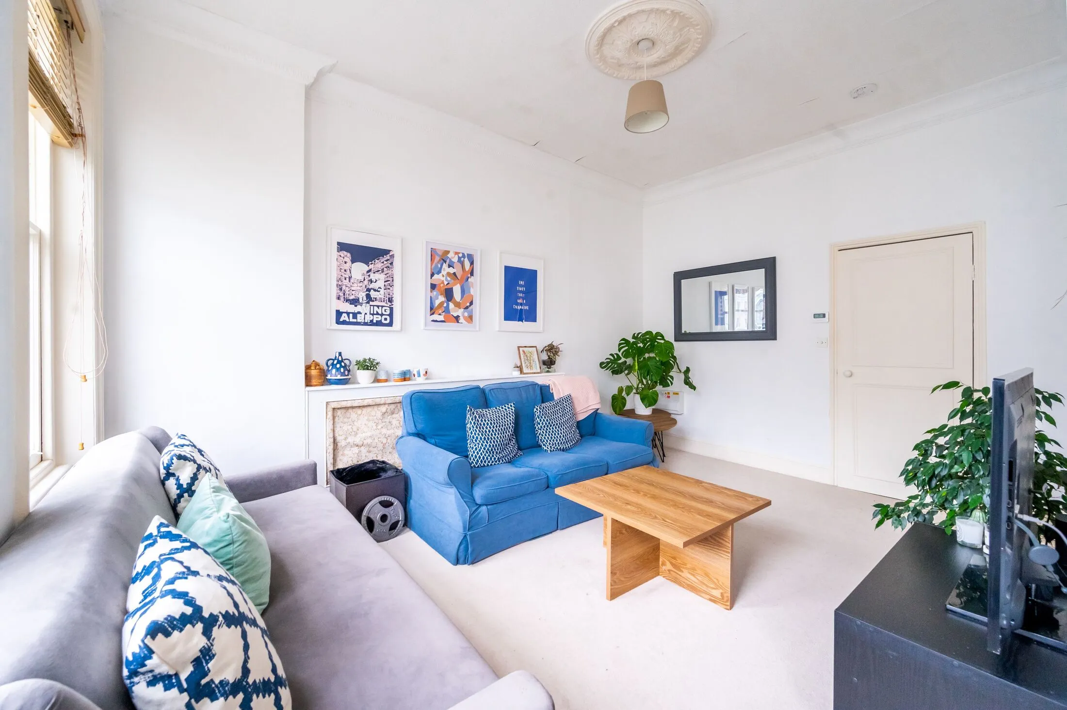 Flat Fairholme Road in Greater London