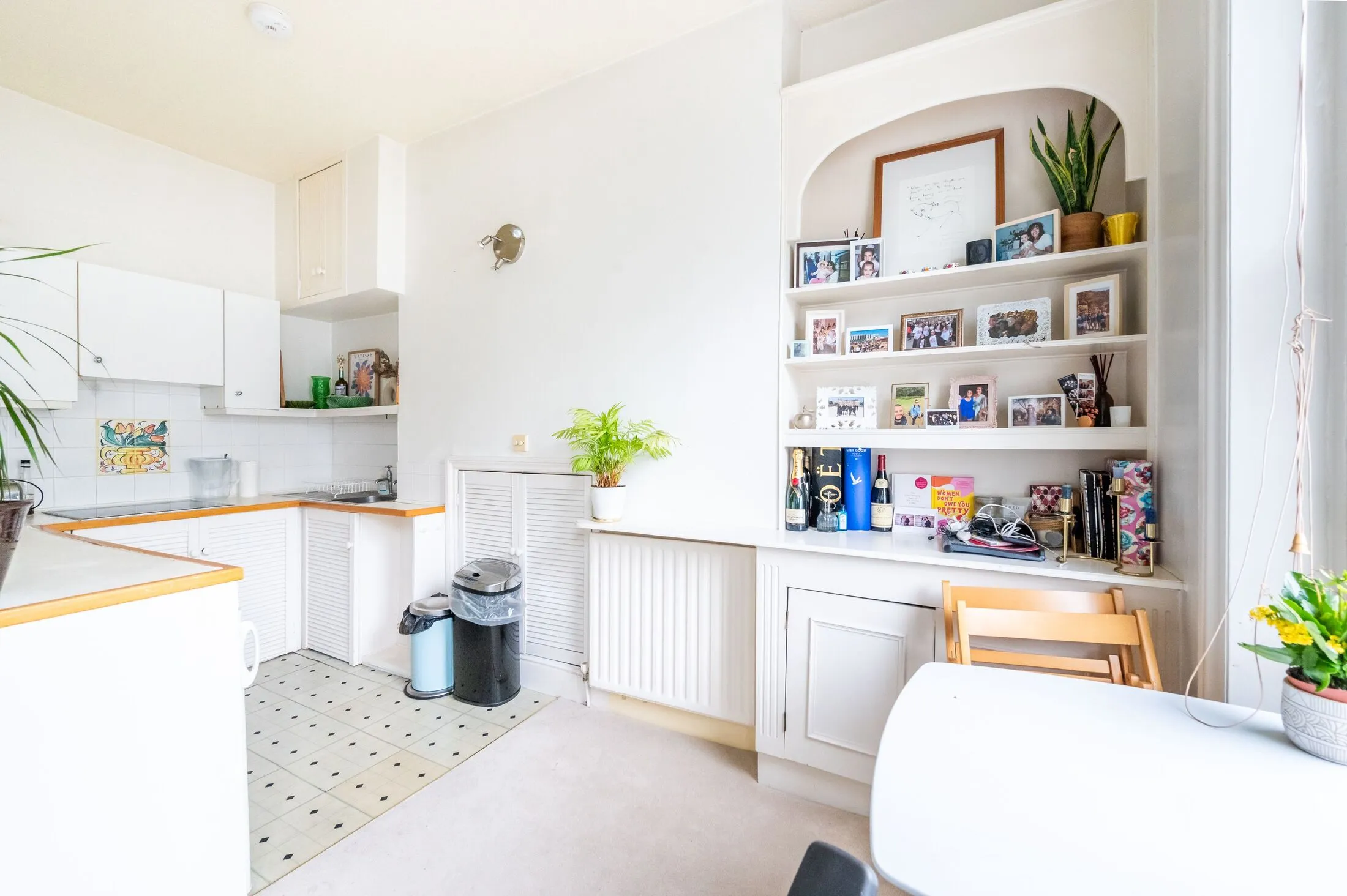 Flat Fairholme Road in Greater London