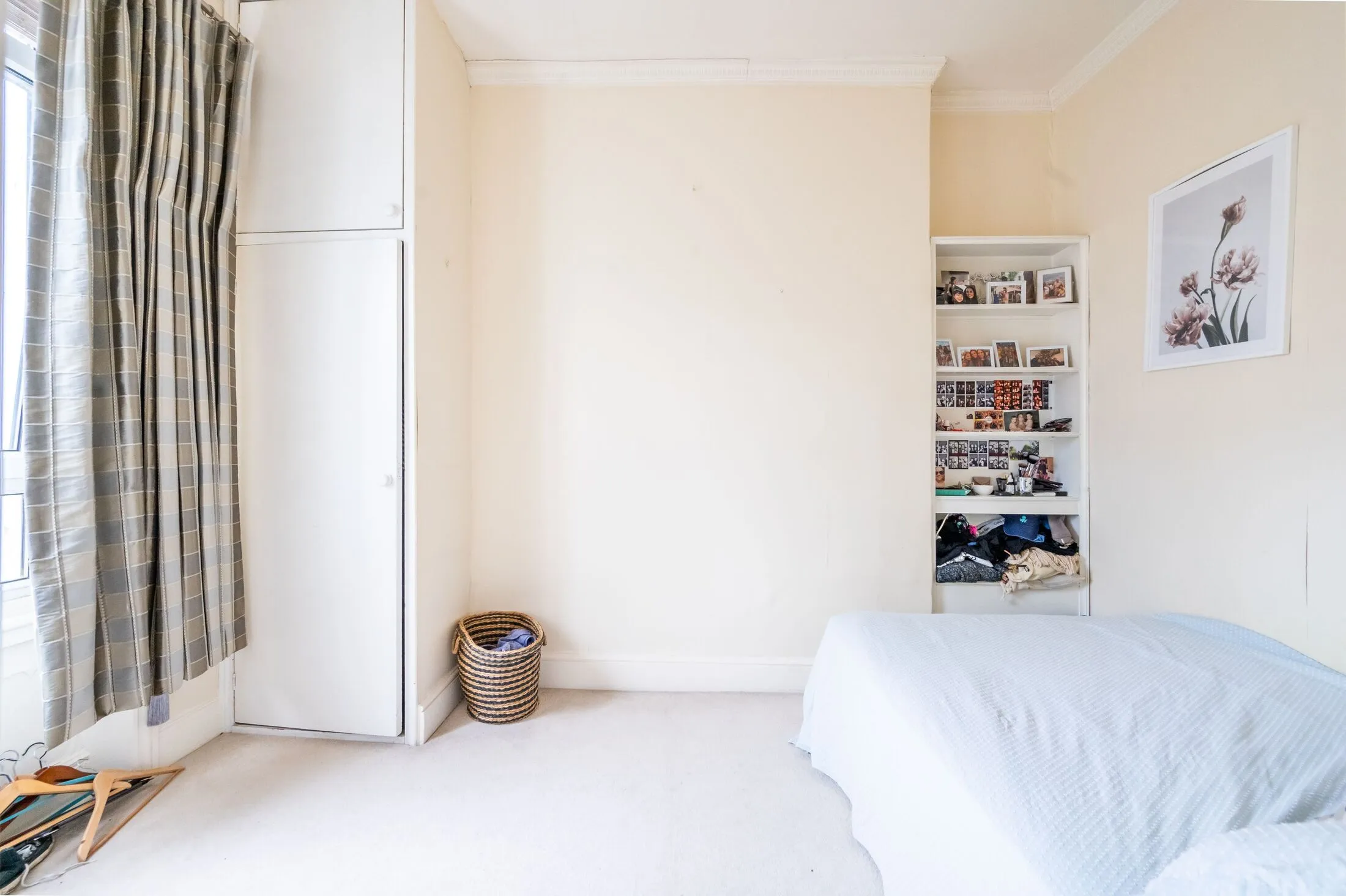 Flat Fairholme Road in Greater London
