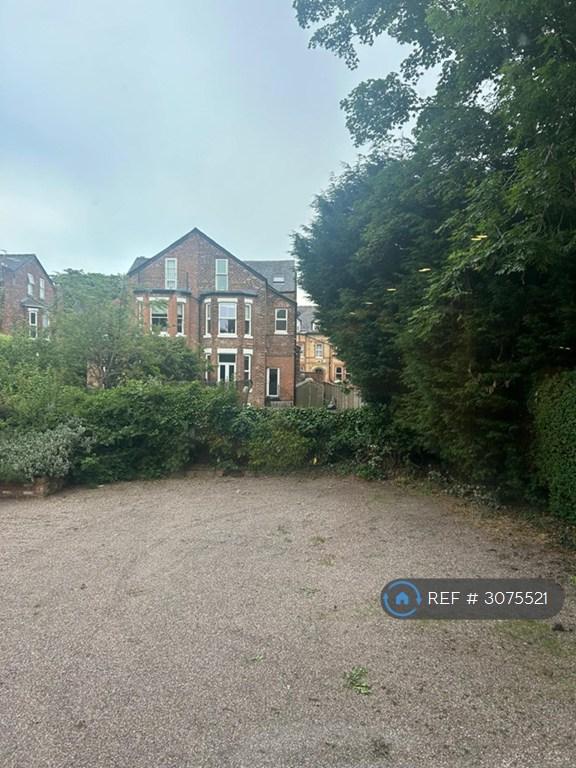 Flat Clyde Road in Manchester