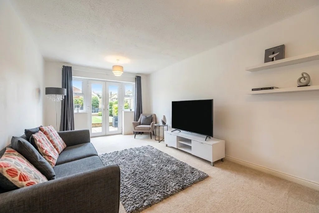 Flat Kiln Way in Dunstable
