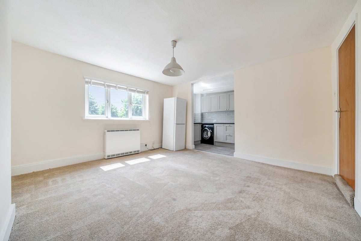Flat The Green in Wooburn Green