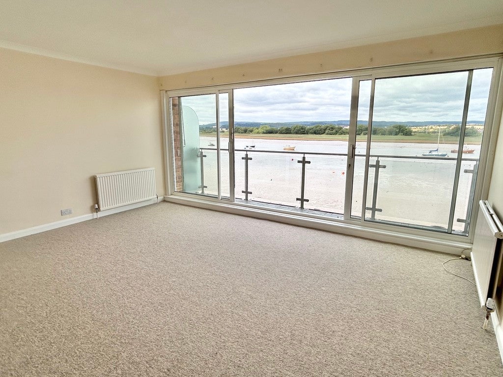 Flat Strand Court in Exeter