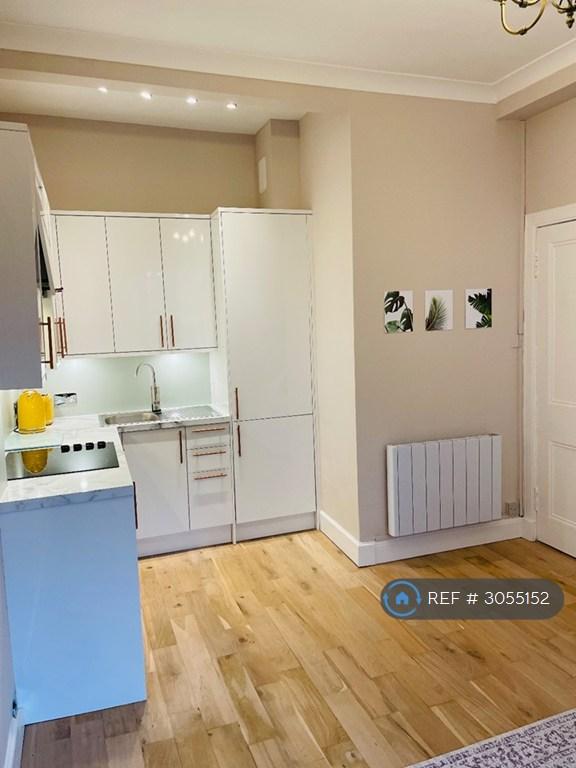 Flat Lindsay Road in City of Edinburgh