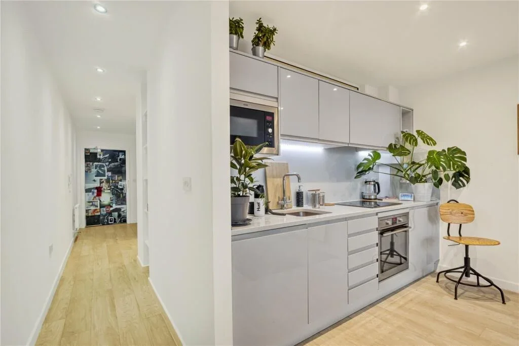 Flat Lebus Street in Greater London