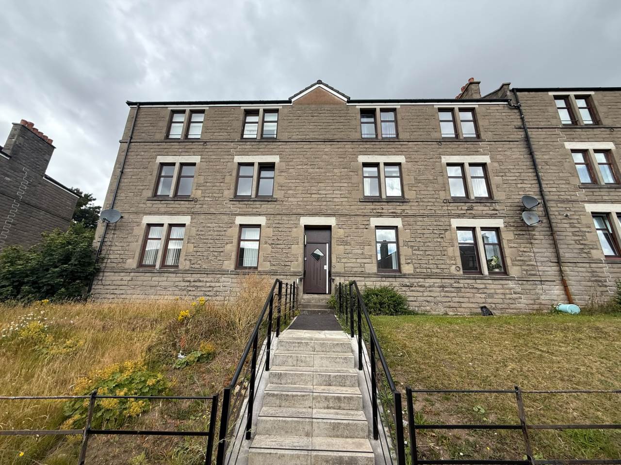 Flat Abbotsford Place in Dundee