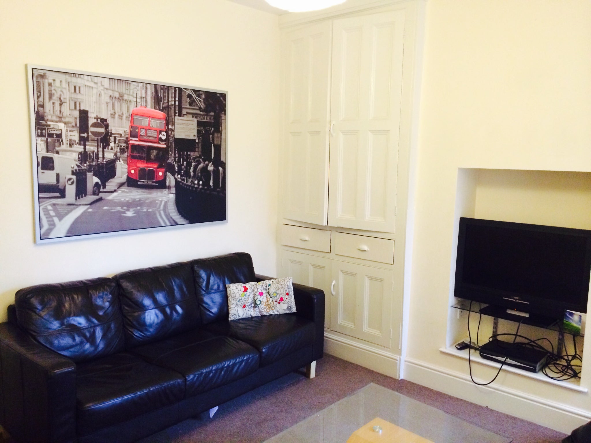 Flat Gristhorpe Road in Birmingham