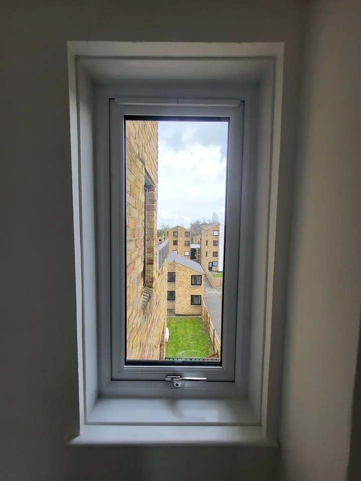 Flat Princess Mary Avenue in Gillingham
