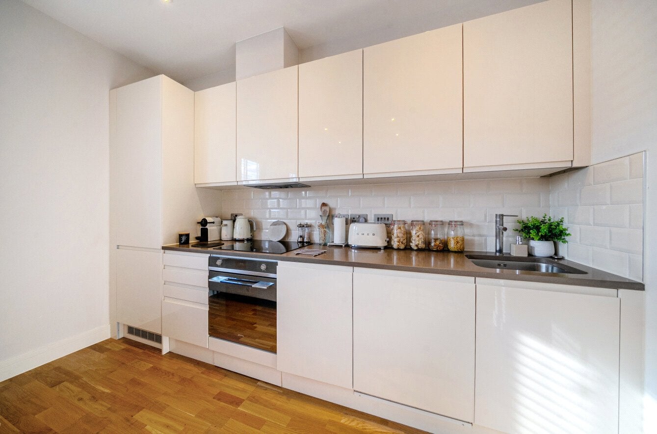Flat Maybury Close in Surrey Heath