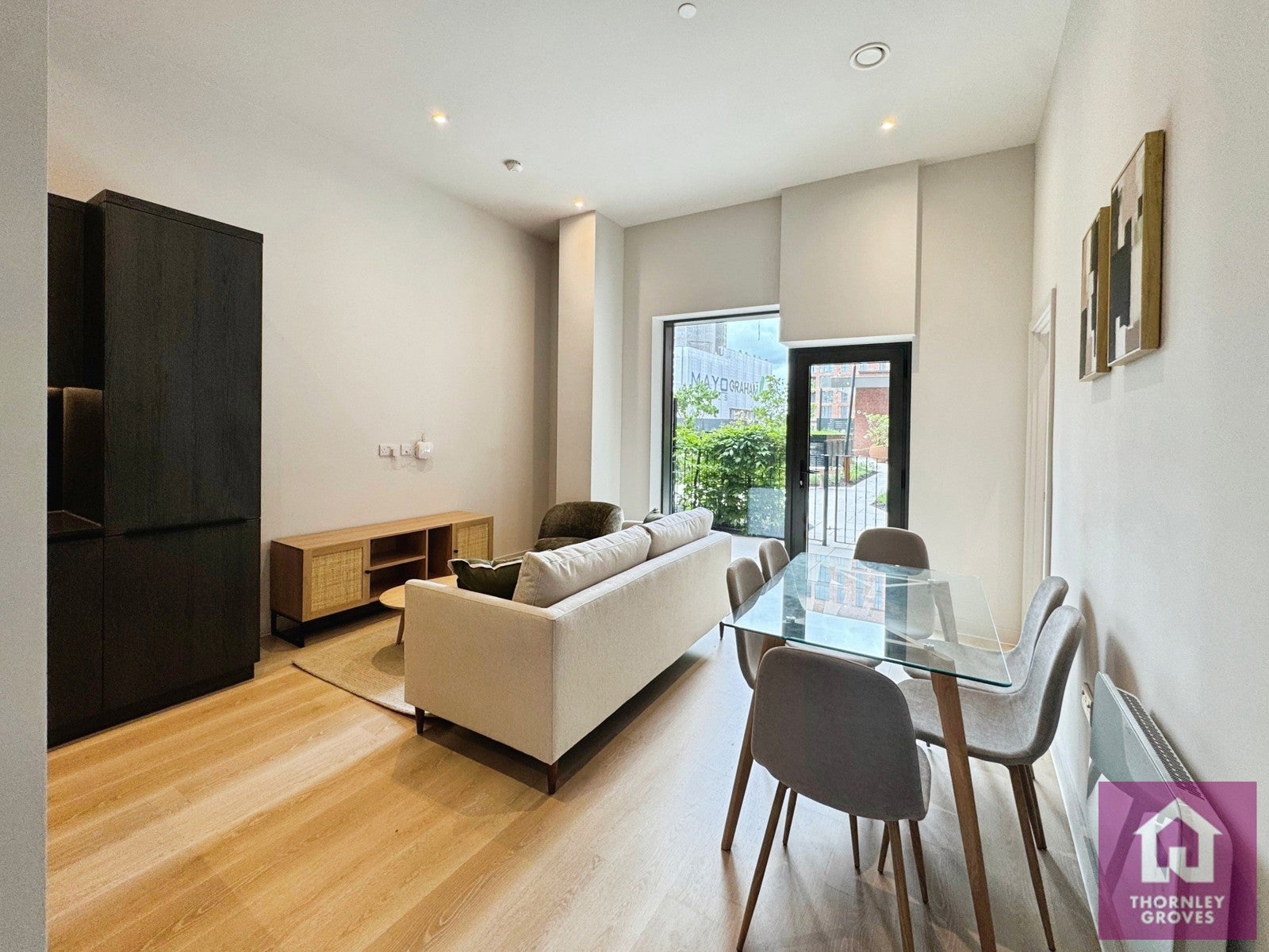 Flat Dutton Street in Manchester