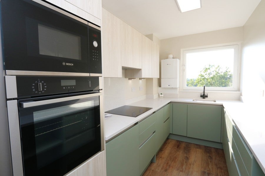 Flat Grove Road in Greater London