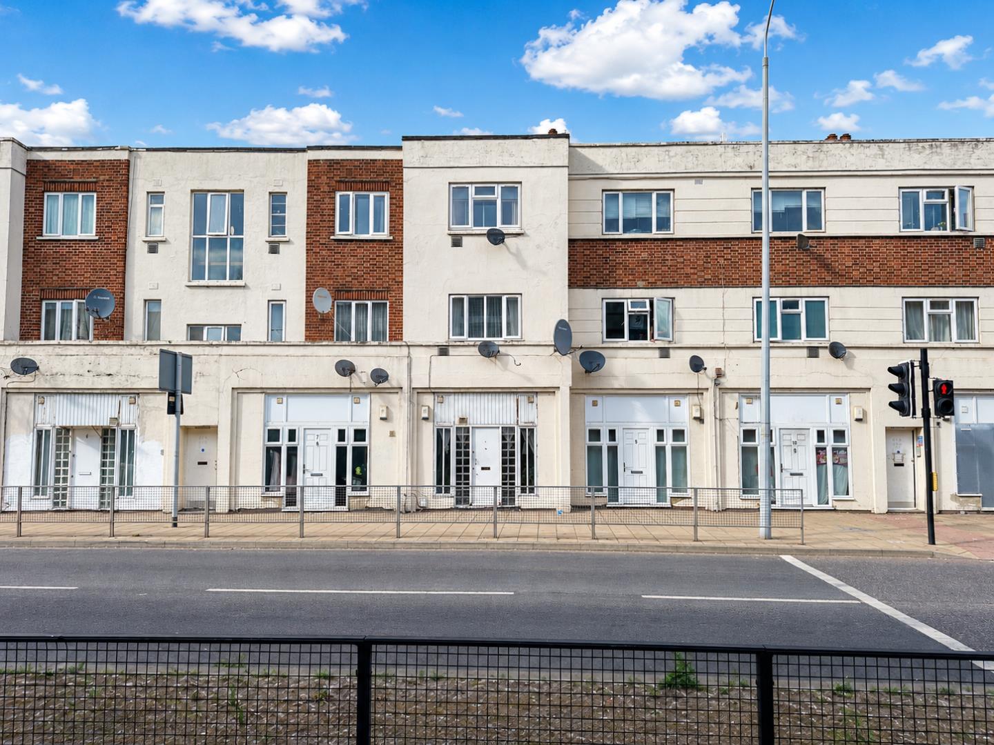 Flat Angel Road in Greater London