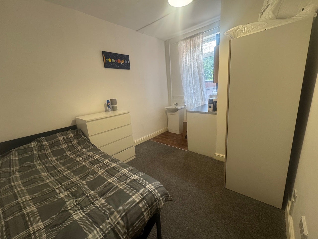 Room Weston Street in Walsall