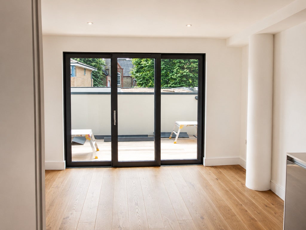 Flat Down Place in Greater London