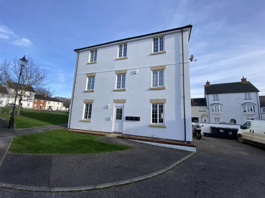 Flat Broad View in Broadclyst
