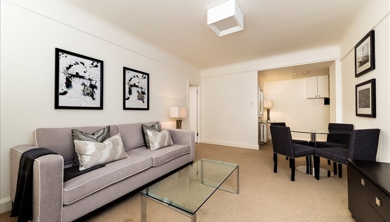 Flat Fulham Road in Greater London