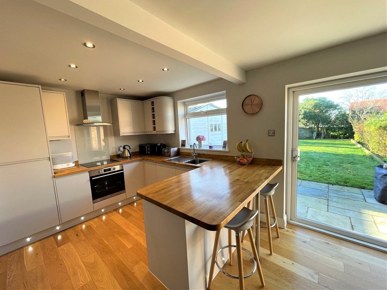 House Felton Close in London