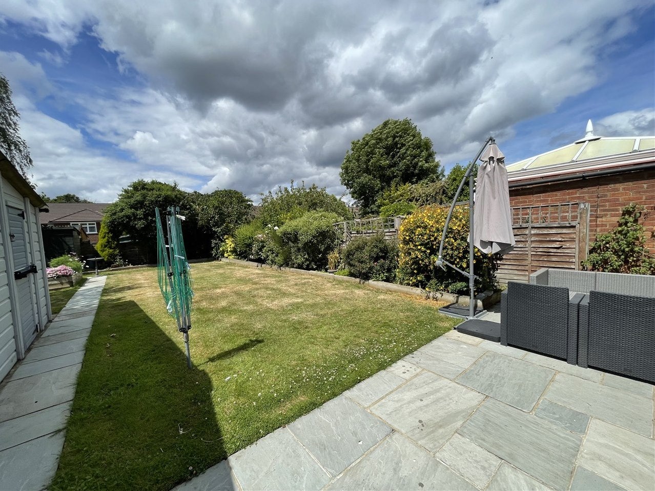 House Felton Close in London