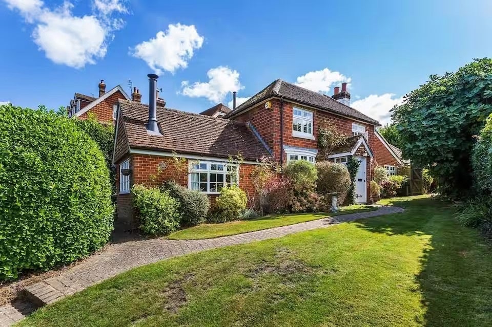 House Stonards Brow in Waverley