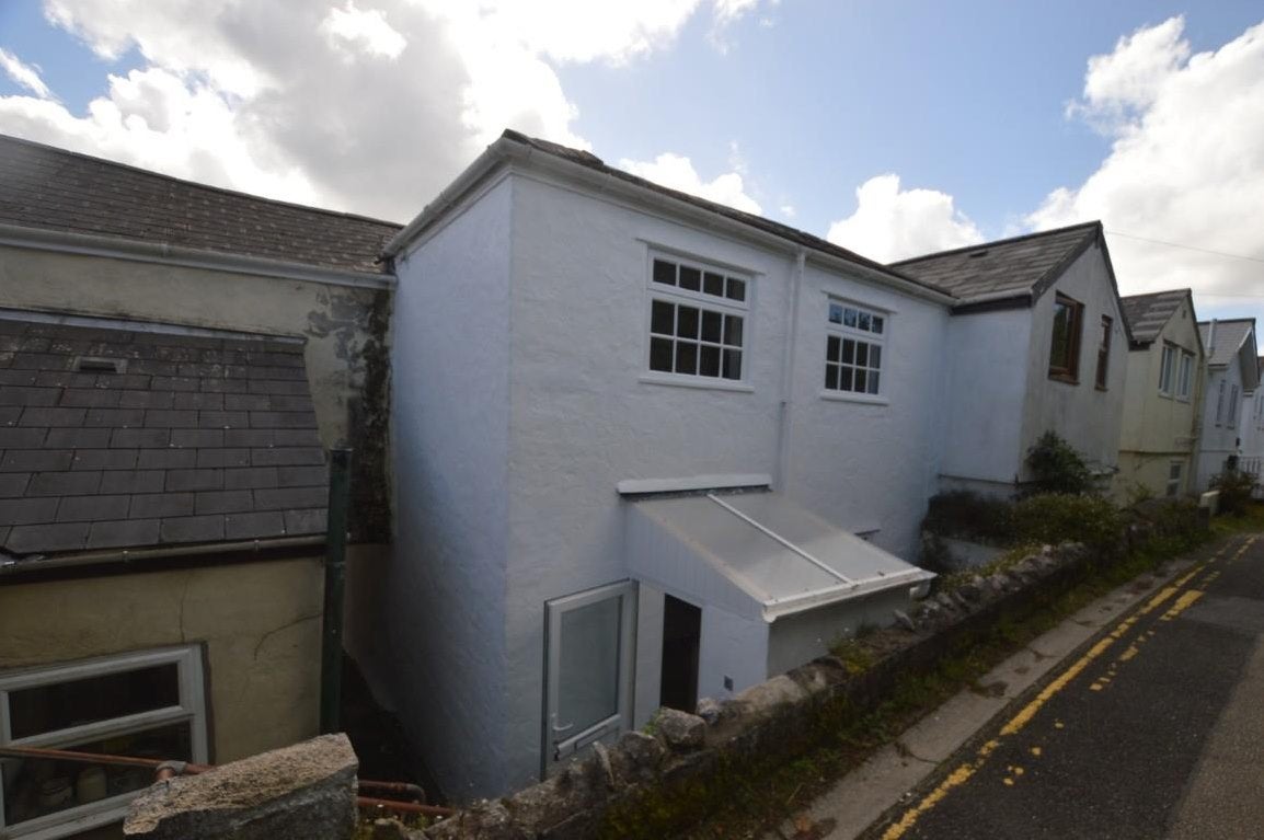 House Pennance Terrace in Lanner