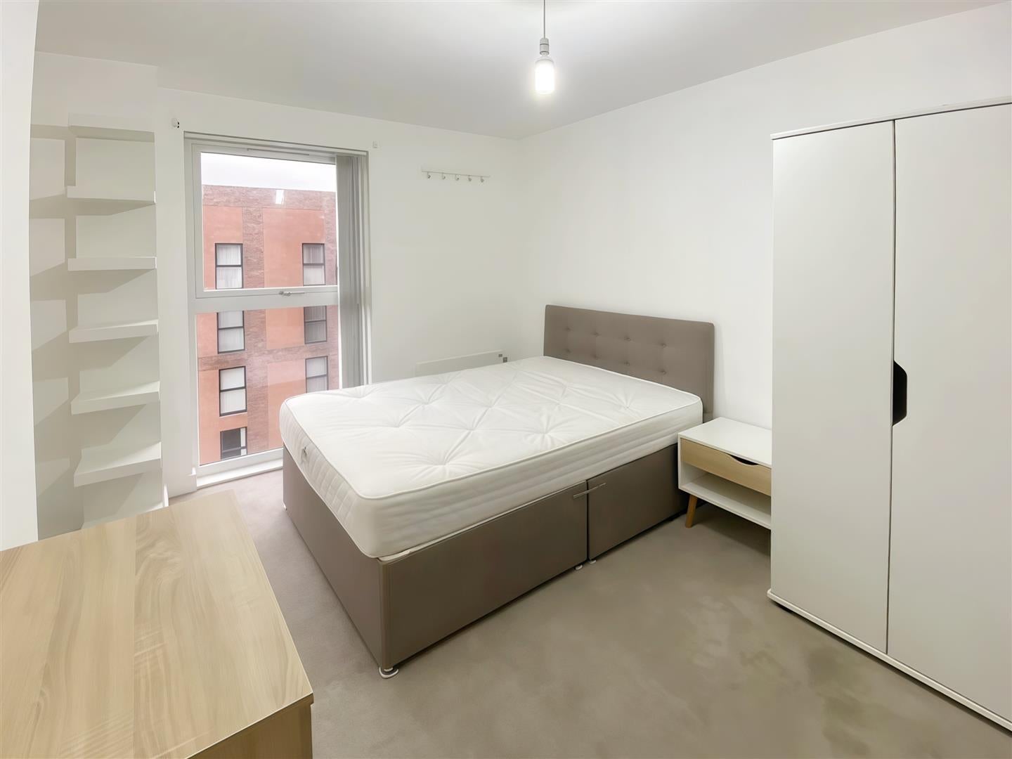 Flat Ordsall Lane in Salford