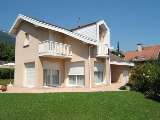 House Allée des Pins in Seyssins
