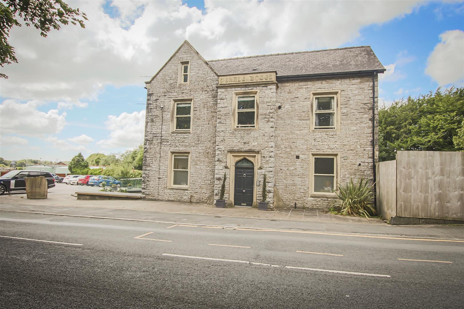Flat Clitheroe Road in Ribble Valley