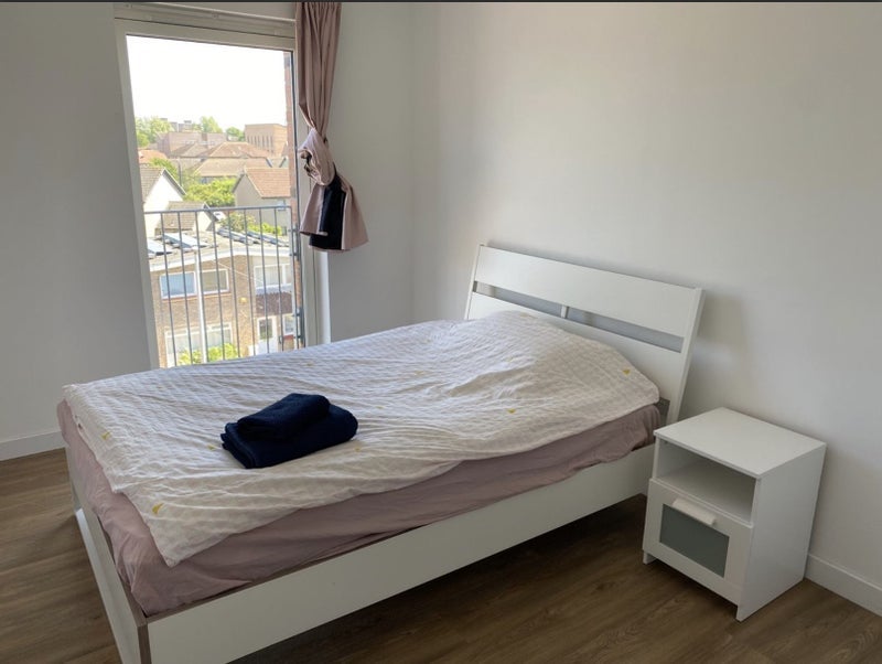 Flat Muirhouse Drive in City of Edinburgh