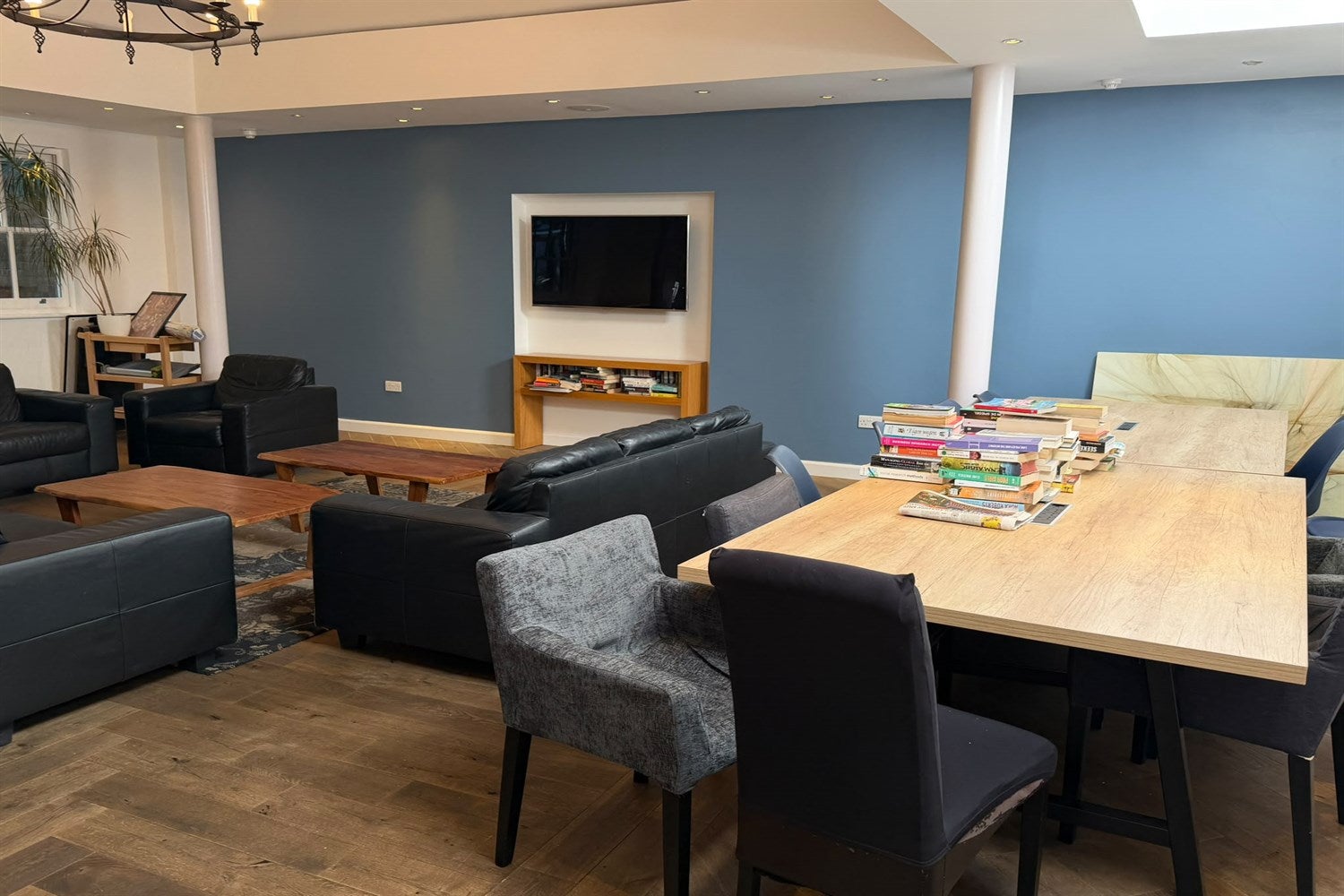 Flat Cartwright Gardens in Greater London