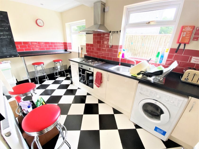 House Bryn Terrace in Landore Community