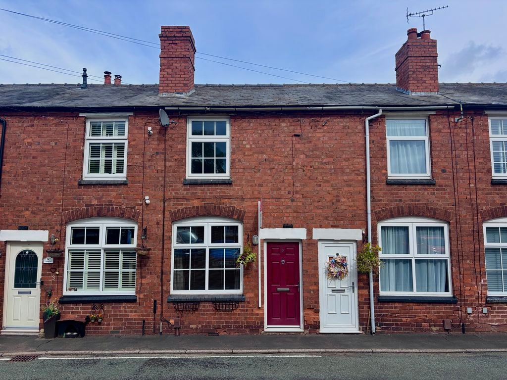 House Hall Lane in Swynnerton