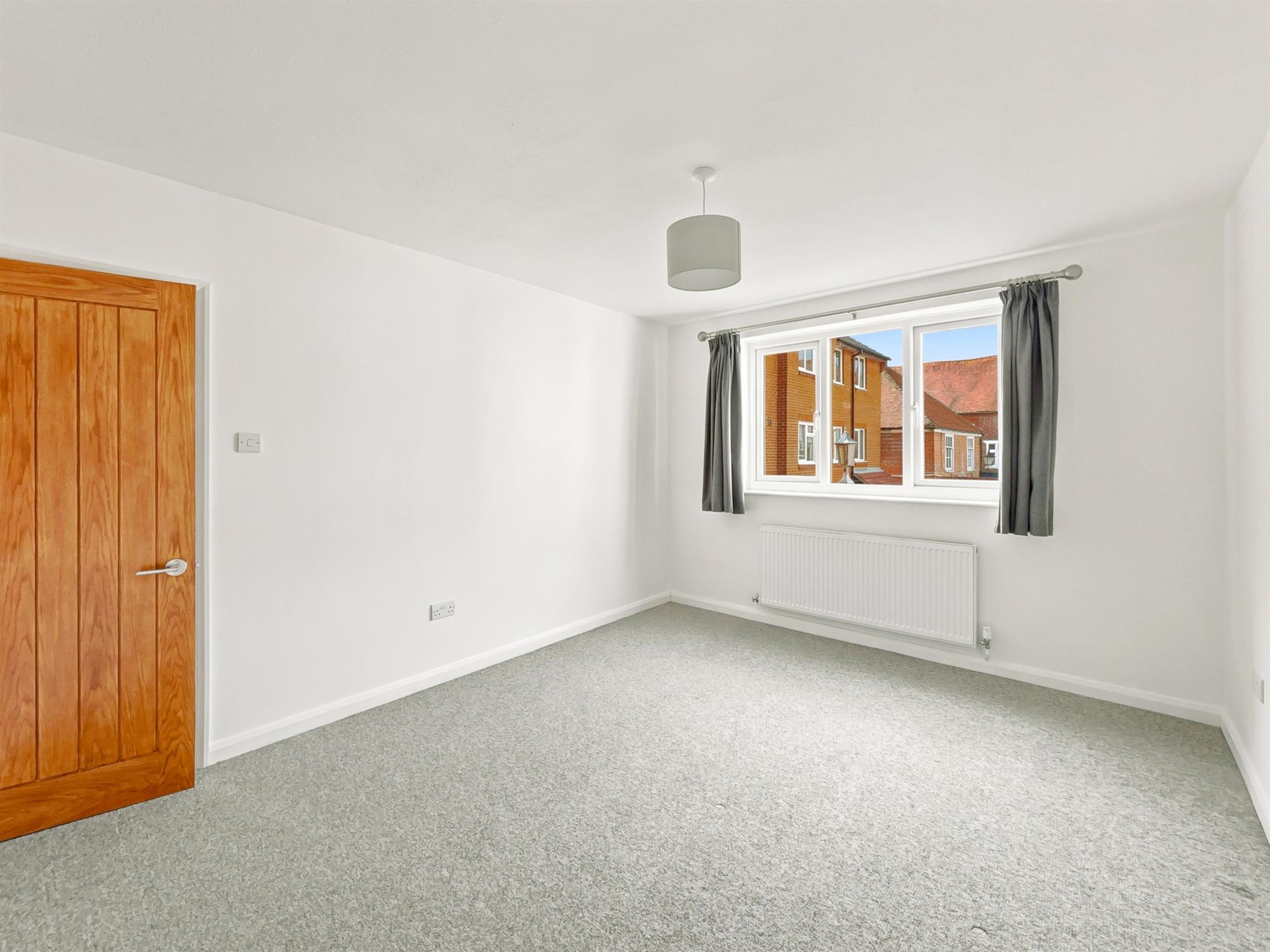 Flat Madison Court in Fareham