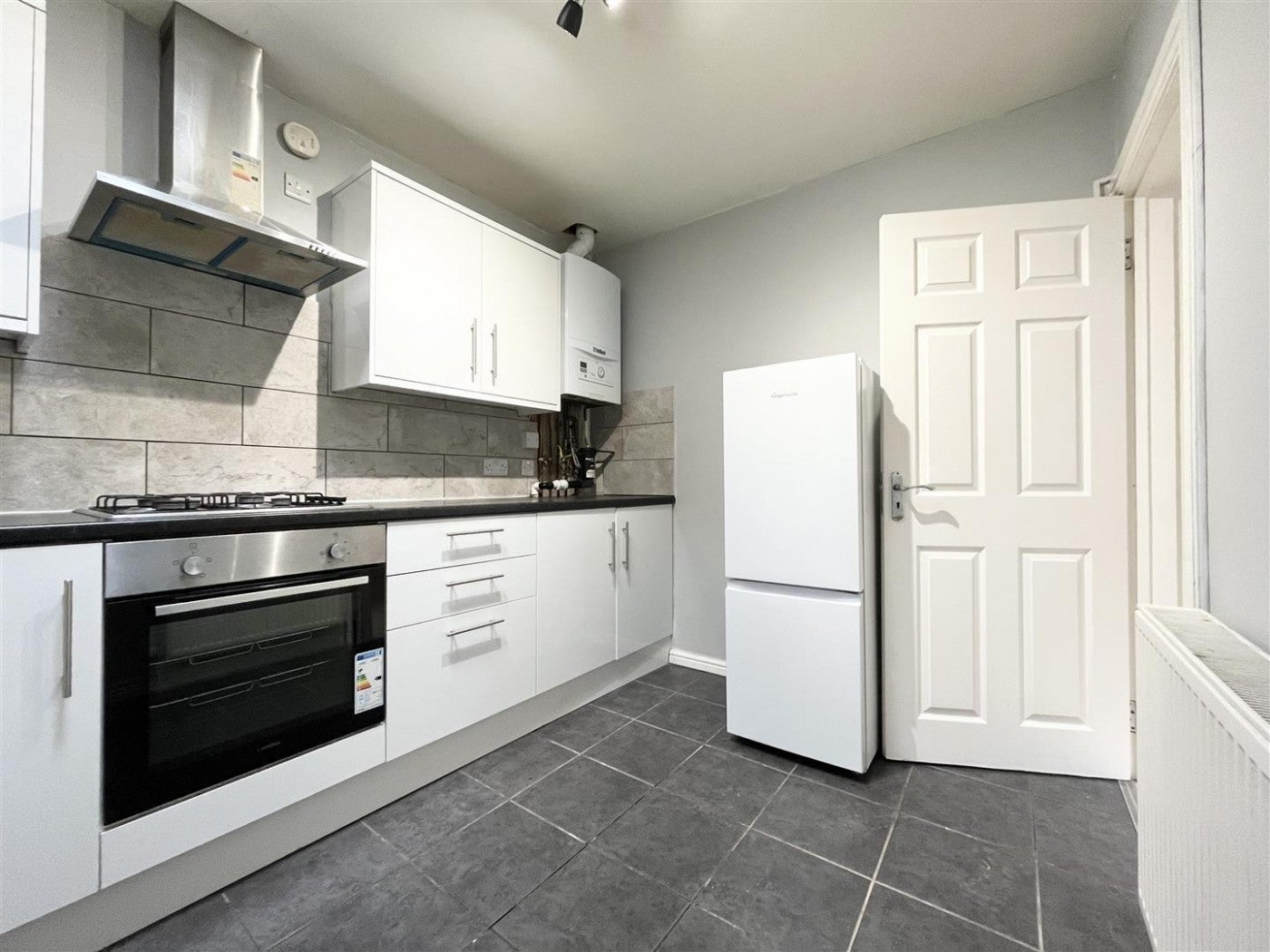 Flat Turners Hill in Cheshunt