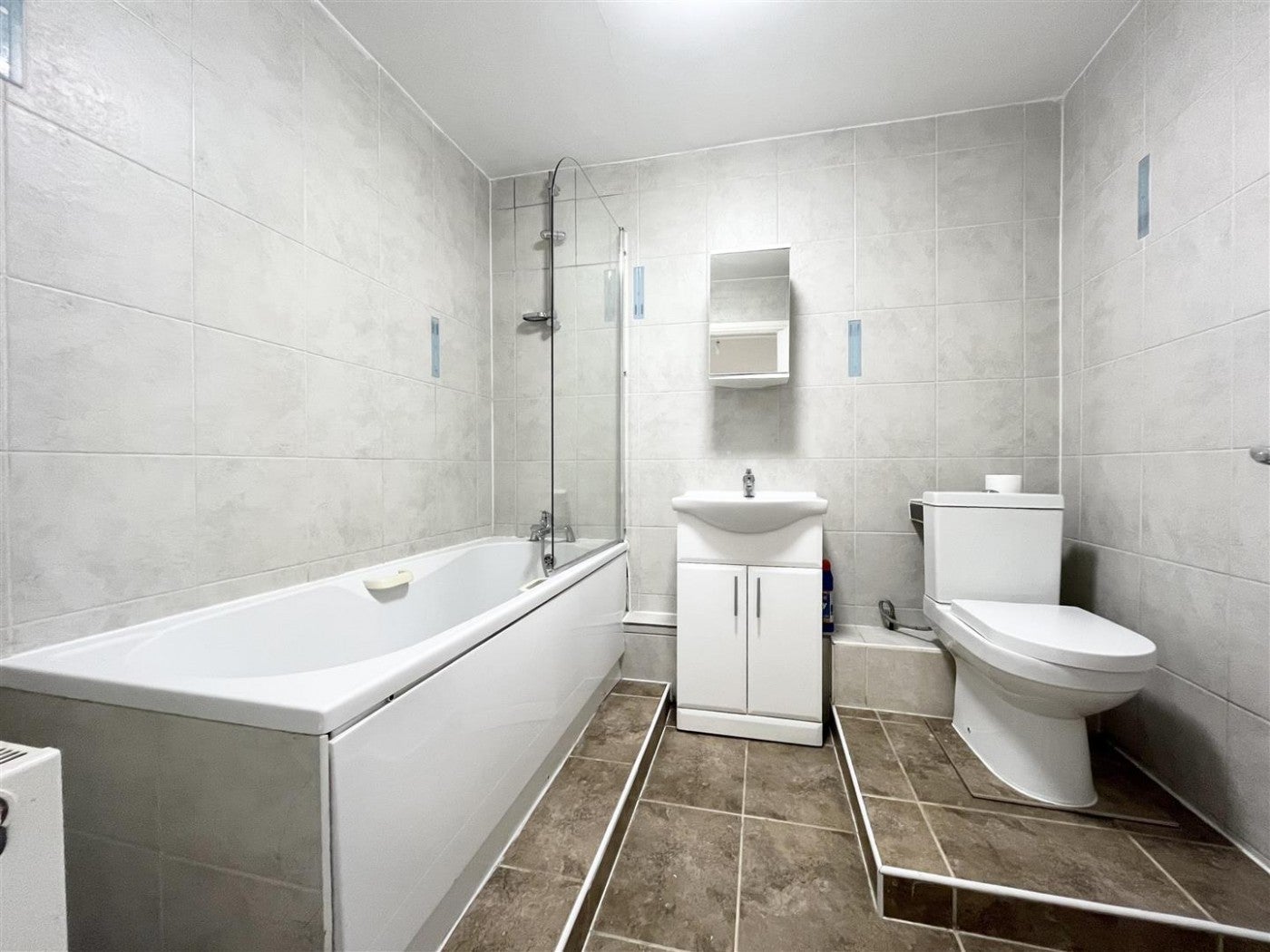 Flat Turners Hill in Cheshunt