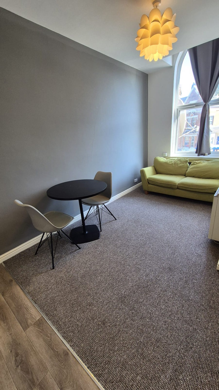 Flat Wilmslow Road in Manchester